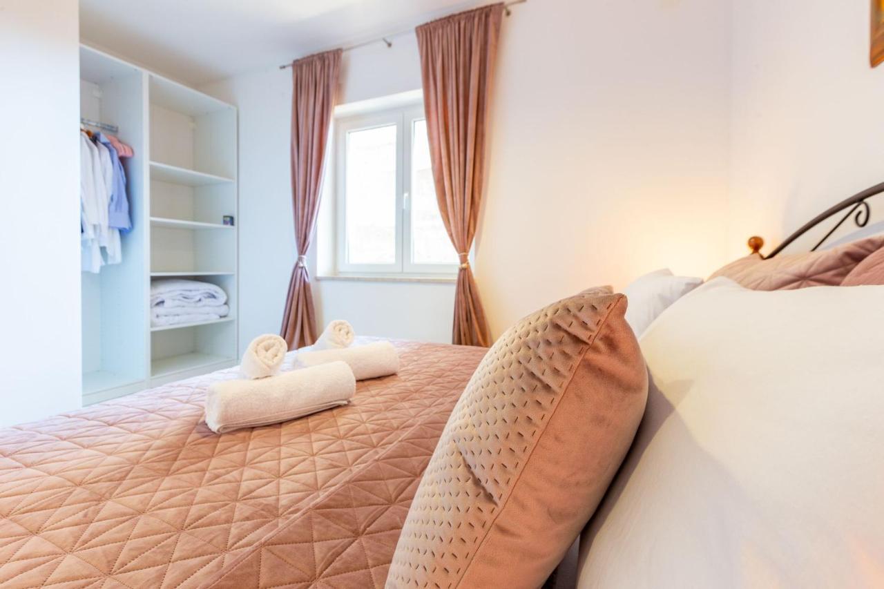 Sjor 2 Bdr W Grill Apartment
